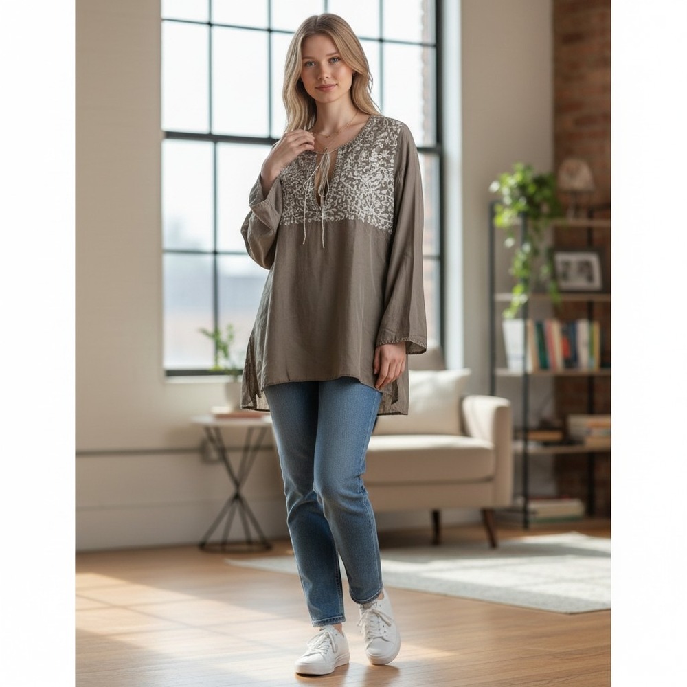 Sundance Tunic Top Womens XS Taupe Embroidered 100% Silk Boho